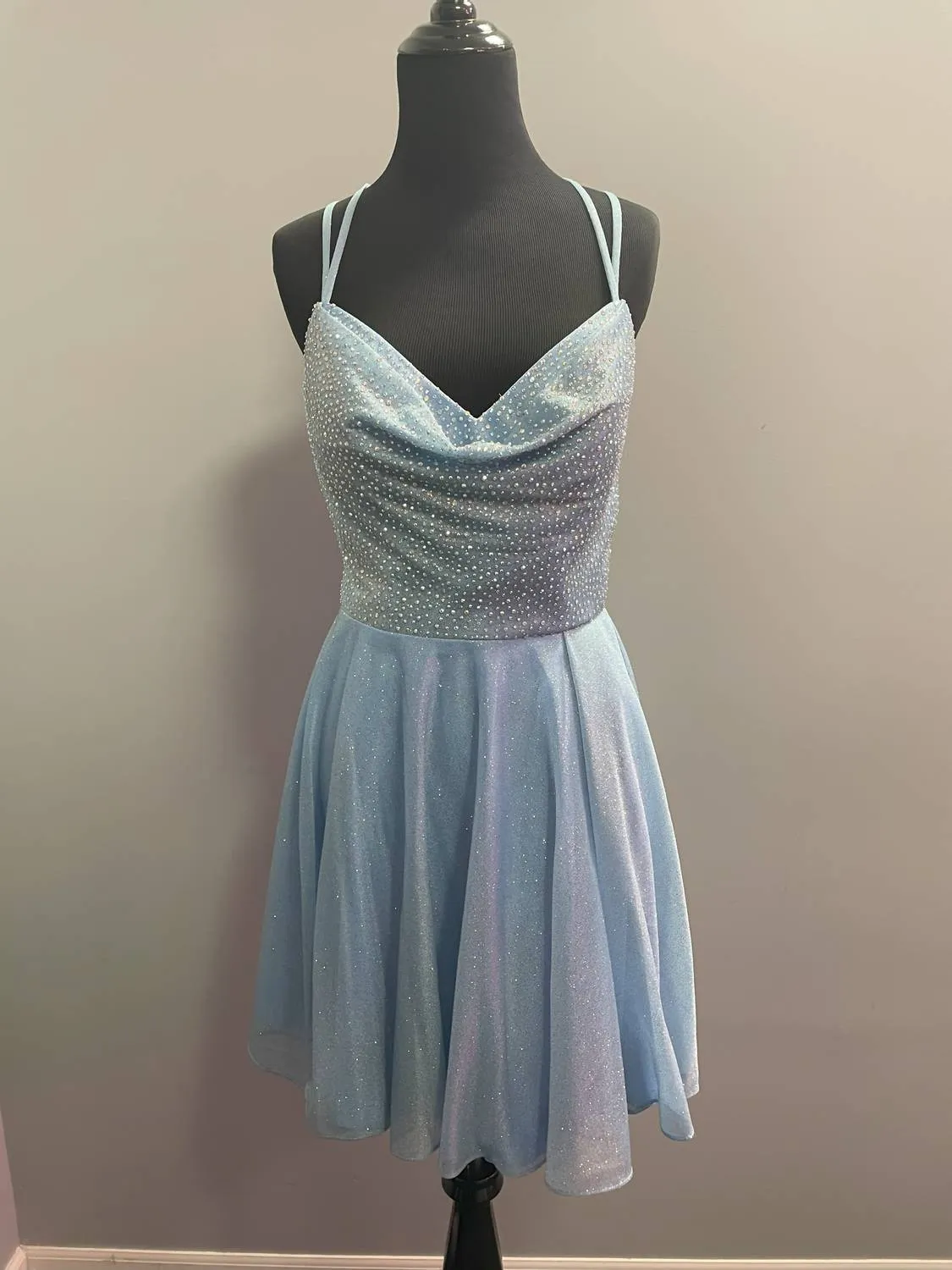 Alyce Paris - Cowl Metallic Chiffon Homecoming Dress