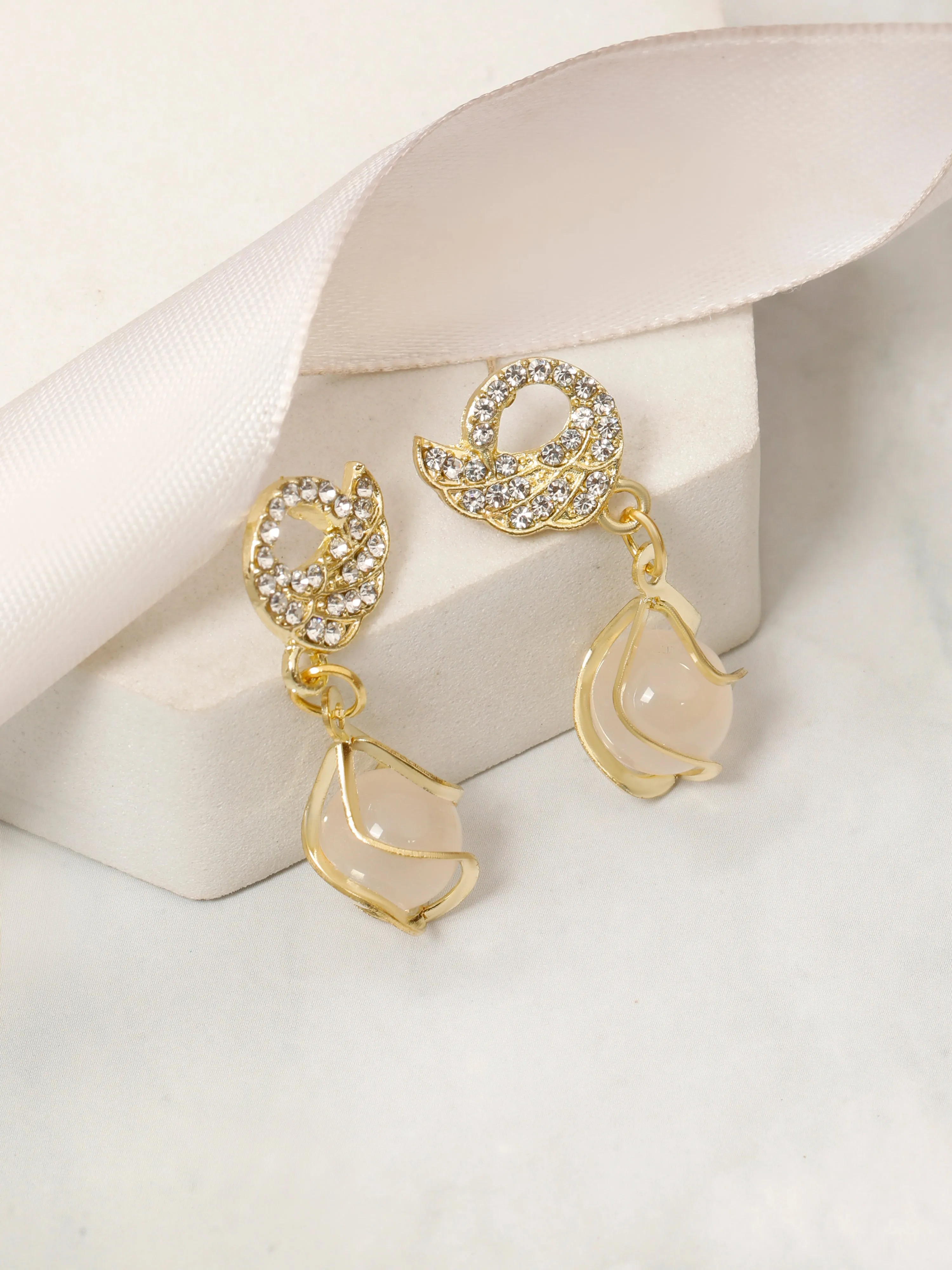 Coastal pearl Earrings