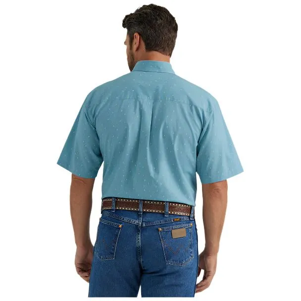Men's Wrangler® Classics Short Sleeve Shirt 2346078