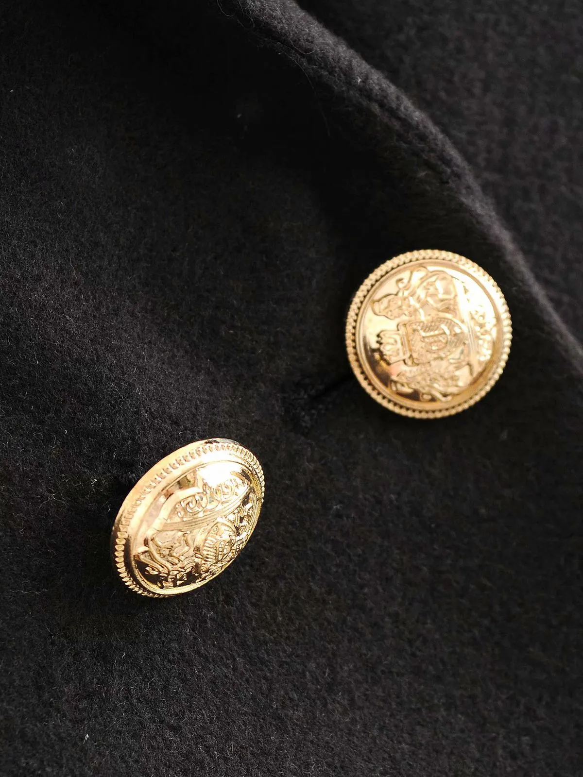 TRENCH COAT WITH METAL BUTTONS